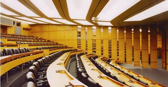 Vách ngăn hội trường và những ưu điểm nên lựa chọn 1