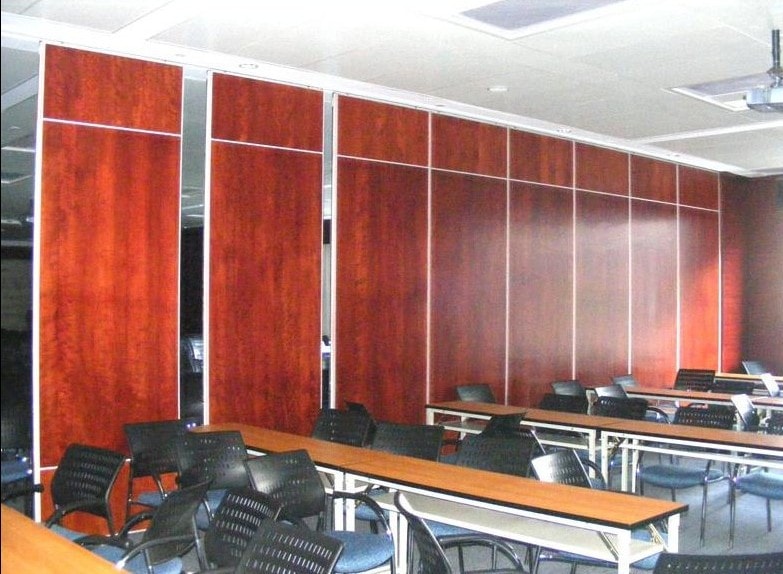 Ưu điểm của vách ngăn di động trong thiết kế nội thất hội trường