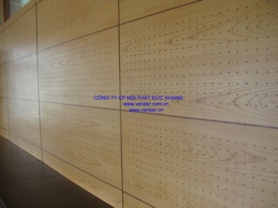 Ưu điểm của vách ốp tiêu âm gỗ Veneer