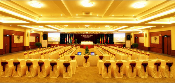 Một số vấn đề cần lưu tâm khi thiết kế nội thất hội trường