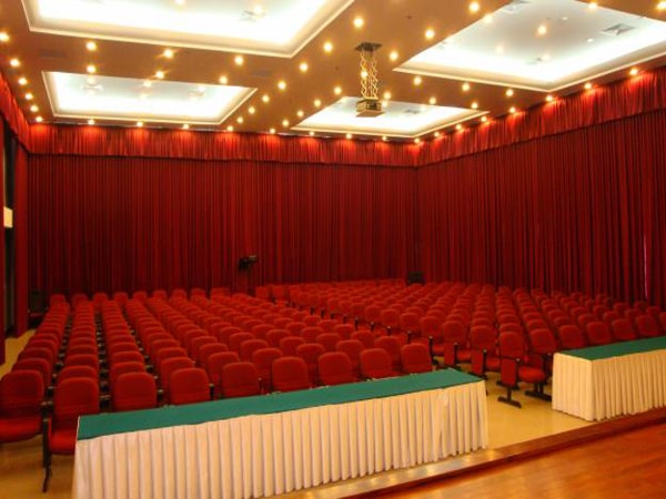 Ba mẫu ghế hội trường chân thép sơn tĩnh điện đẹp nhất năm 2016