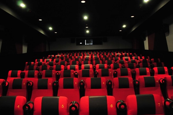 Chọn chất liệu bọc đệm phù hợp với ghế rạp chiếu phim