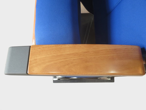 Cận cảnh mẫu ghế hội trường HTNK 025 vừa nhập khẩu tại Đức Khang Cận cảnh mẫu ghế hội trường HTNK 025 vừa nhập khẩu tại Đức Khang