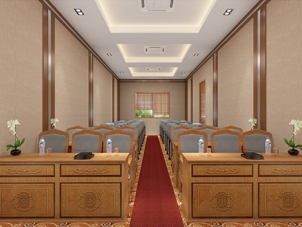 Ưu điểm của bàn hội trường cao cấp