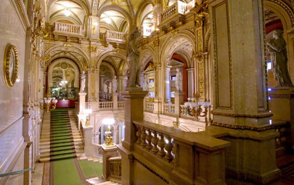 Kiến trúc vô cùng sang trọng và thu hút