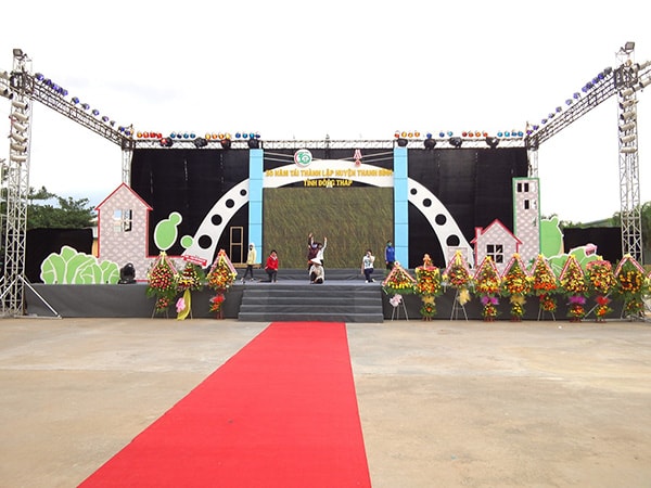 Tiêu chuẩn thiết kế vị trí sân khấu ngoài trời Tiêu chuẩn thiết kế vị trí sân khấu ngoài trời