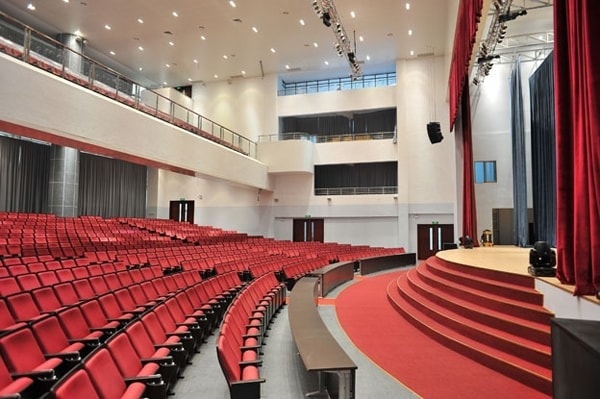 Phân chia không gian hội trường khoa học Phân chia không gian hội trường khoa học