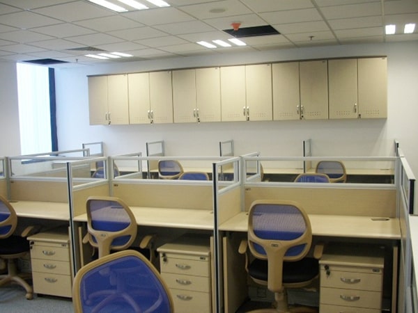 Sử dụng thêm tủ tài liệu treo tường cho phòng làm việc 20m2