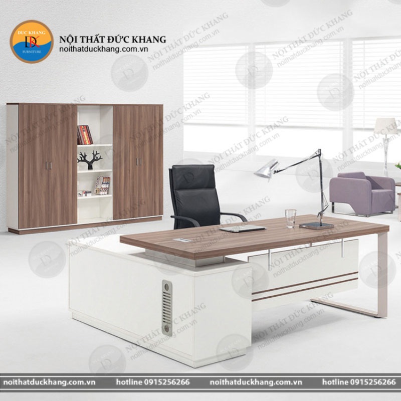 DKBGDCS29 – Bàn giám đốc chân sắt DKF sang trọng, tinh tế